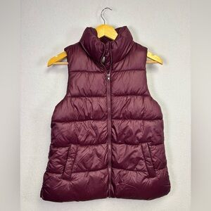 Old Navy Size XS Women's Burgundy Maroon Wine Down Puffer Vest Full Zip